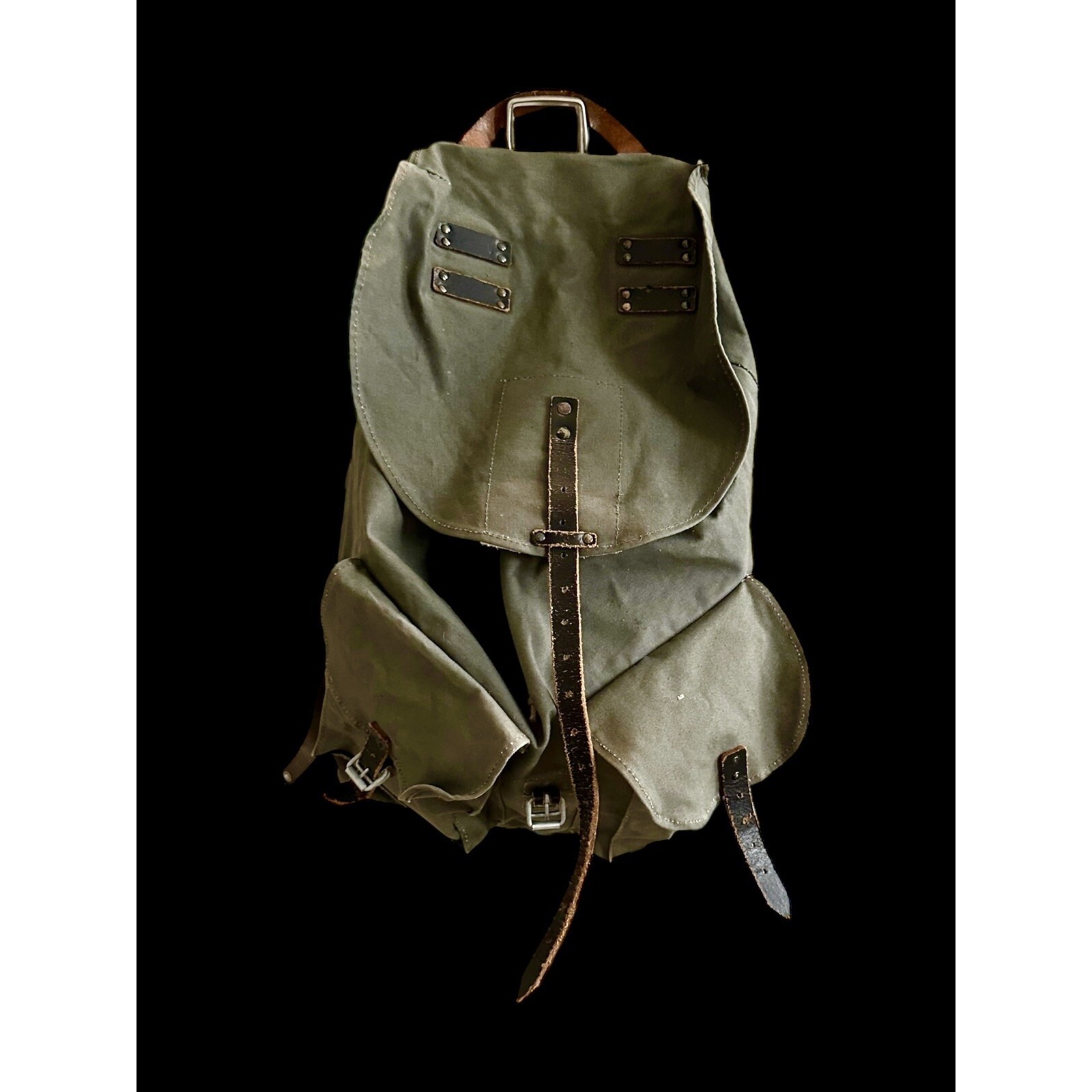 1950's Rucksack Olive Green No Guarantee On Year Country Or Vintage Sold As Is